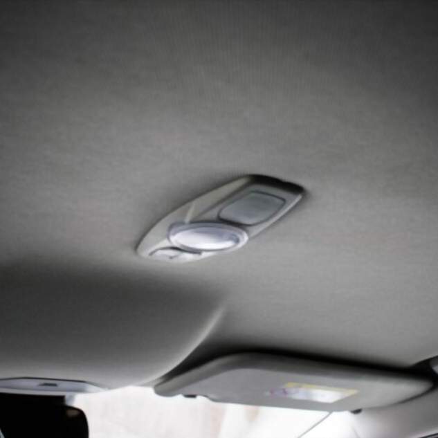 Higienização de teto de automovel em São José, Santa Catarina